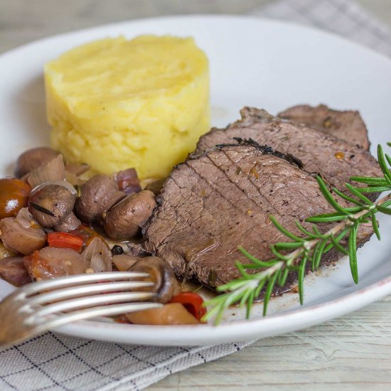 Roast Beef with Vegetables