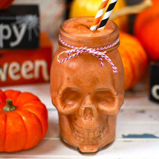 Raw Vegan Pumpkin Spice Milkshake