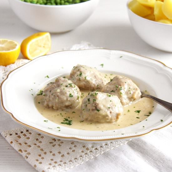 German Meatballs in Caper Sauce