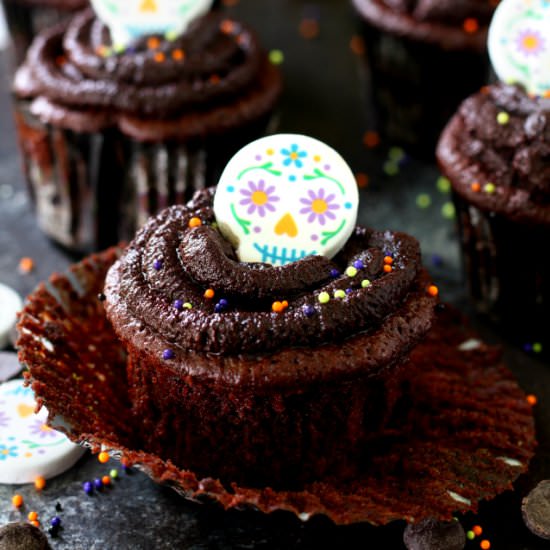 Flourless Paleo Chocolate Cupcakes