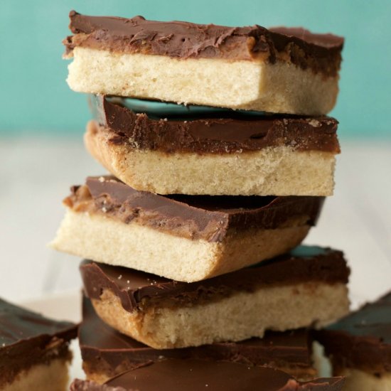 Homemade Vegan Twix Bars