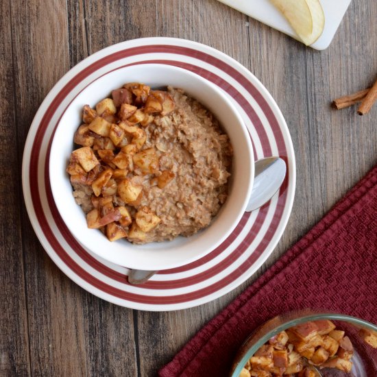 Cinnamon Oatmeal with Apple Compote