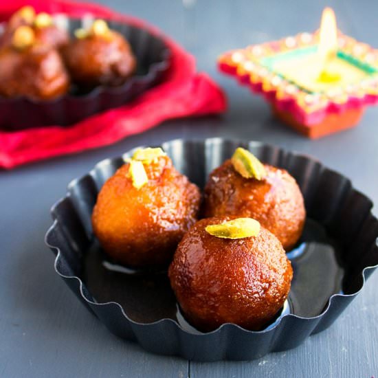 Bread Gulab Jamun