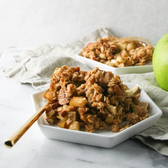 Baked Apple Cinnamon Oatmeal