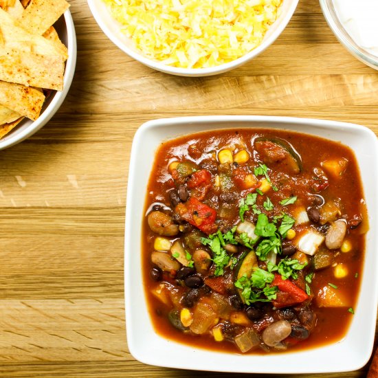 Slow Cooker Roasted Pepper Chili