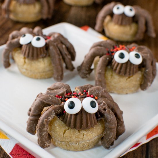 Peanut Butter Cup Spider Cookies