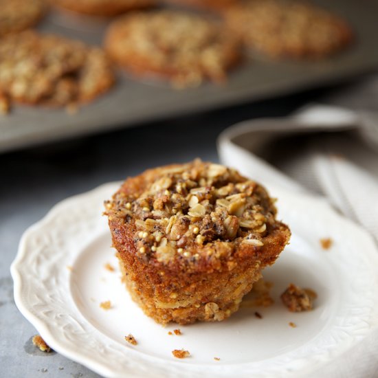 Whole Wheat Apple Crumble Muffins