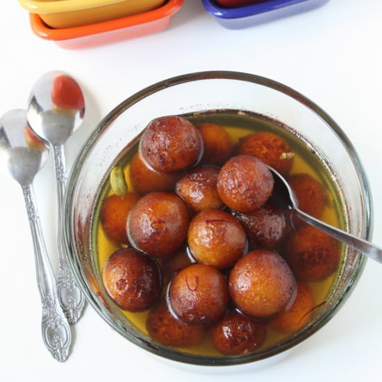 Gulab Jamun with Milk Powder