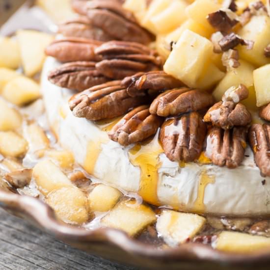 Baked Brie with Apples & Pecans