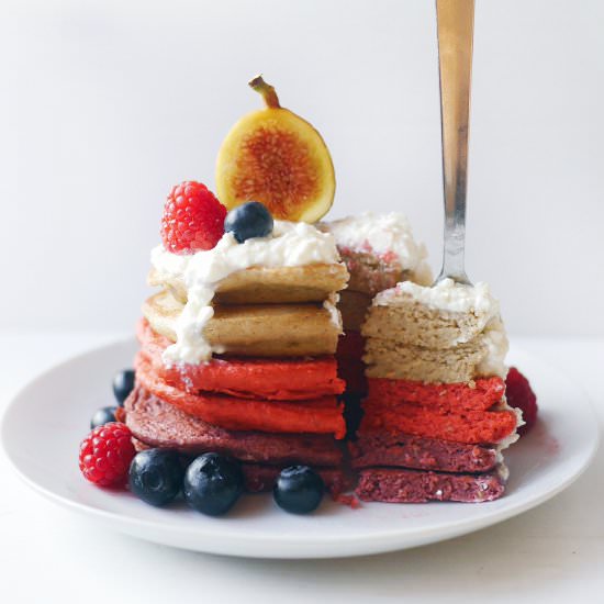 4-Ingredient Acai Pancakes