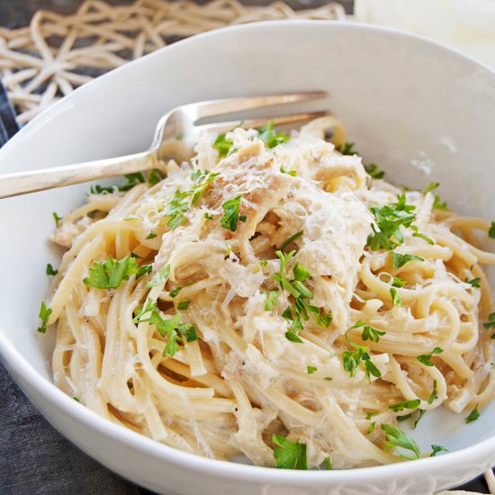 Creamy Garlic Chicken Pasta