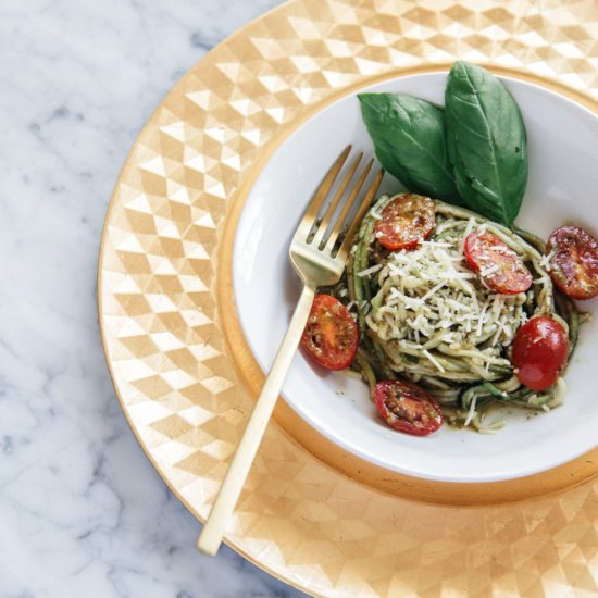 Spiralized Zucchini & Basil Pesto