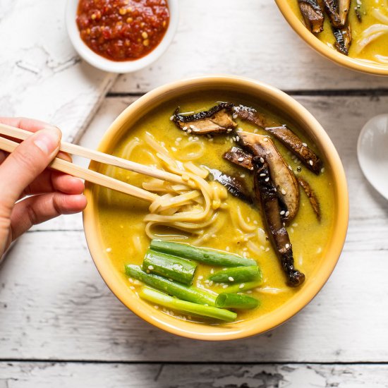 Coconut Curry Ramen (Vegan / GF)