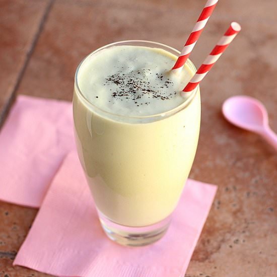 Healthy Vanilla Milkshake