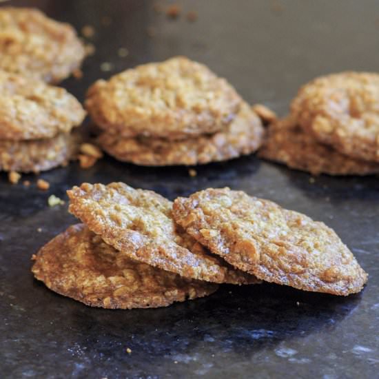 Crisp Oatmeal Scotchies