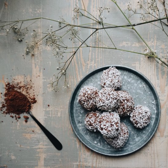 Chocolate bliss balls