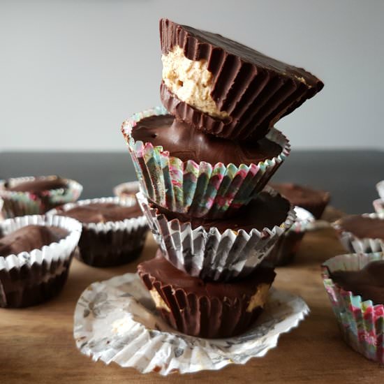 Chocolate Cups with Pumpkin Cream