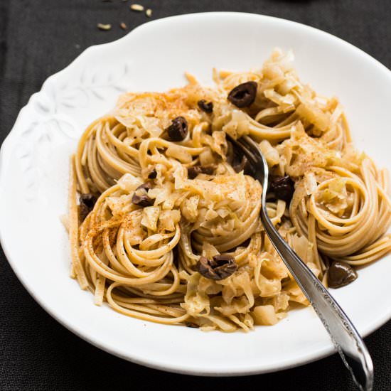 Linguine with cabbage and fennel