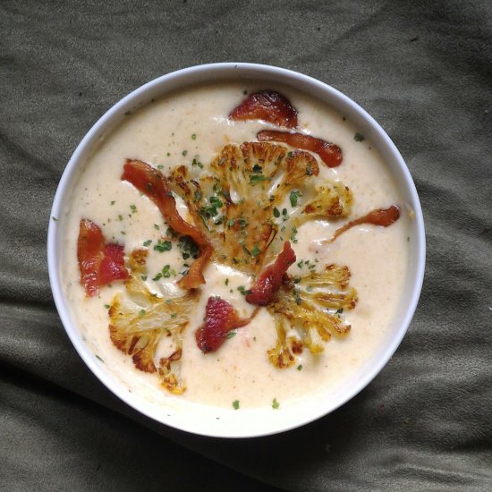 Roasted Cauliflower & Bacon Soup