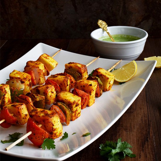 Paneer Kebab & Cilantro Mint Chutney