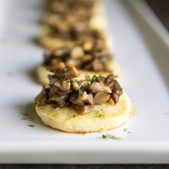 Cream Cheese Crisps with Mushrooms