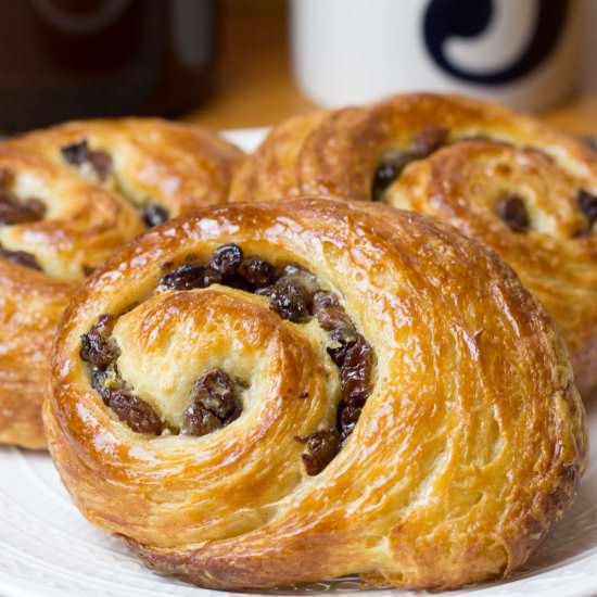 Pain Aux Raisin