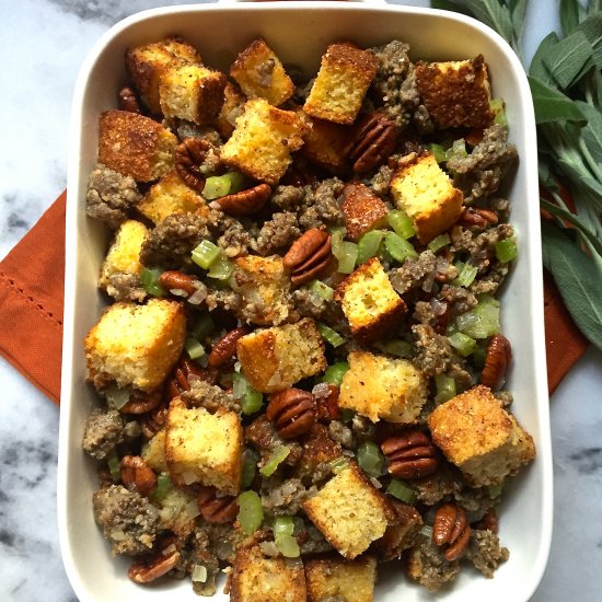 Classic Sausage Cornbread Dressing