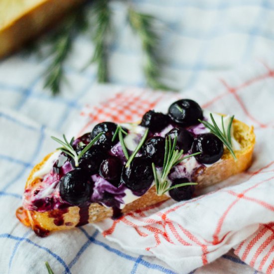 Blueberry Ricotta Rosemary Crostini