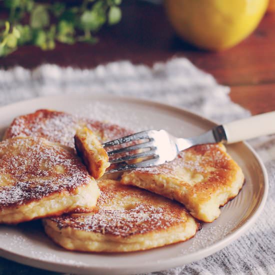 Apple and ricotta pancakes