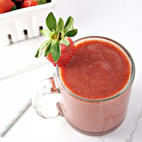 Strawberry Peach Breakfast Smoothie