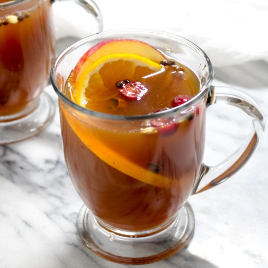 Hot Spiced Mulled Apple Cider