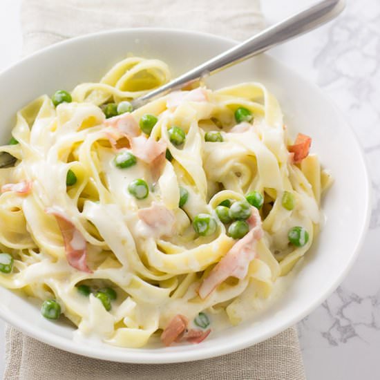 Fettuccine Alfredo with Peas