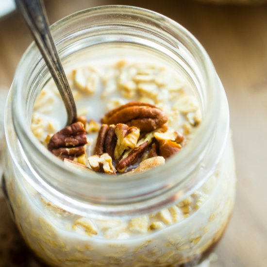 Vegan Pecan Pie Overnight Oats