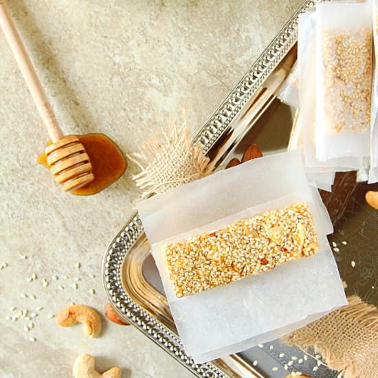 Pasteli {Greek Sesame Honey Bars}