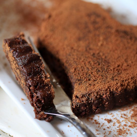 Raw Vegan Chocolate Tart