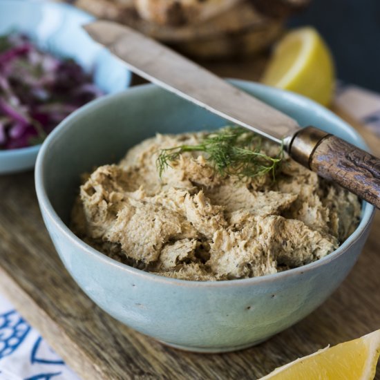 Mackerel Pate and Pickled Red Onion