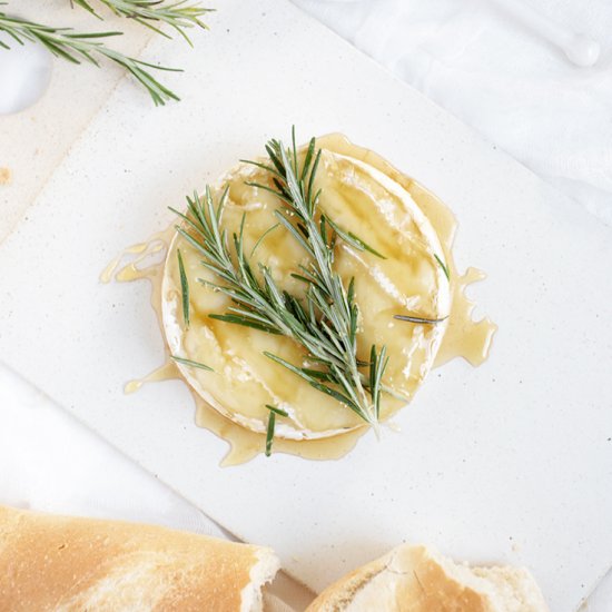 Baked Brie with Rosemary & Honey