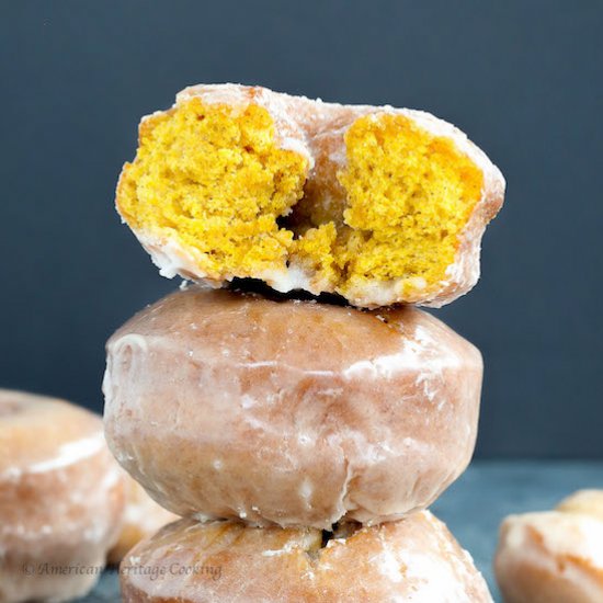 Pumpkin Spice Cake Donuts