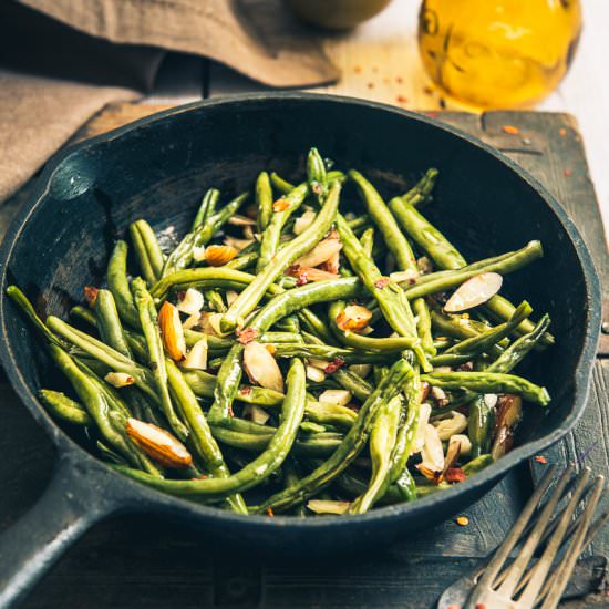 Sauteed garlic Almond Green Beans