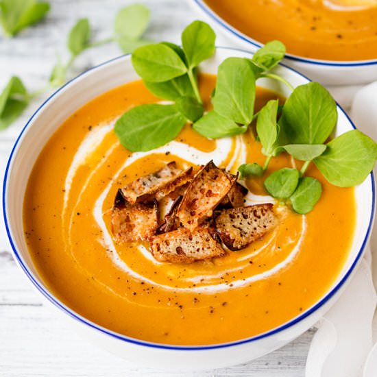 Baked sweet potato and carrot soup