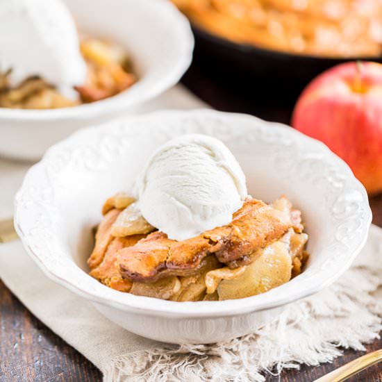 Apple Pie Skillet Cake