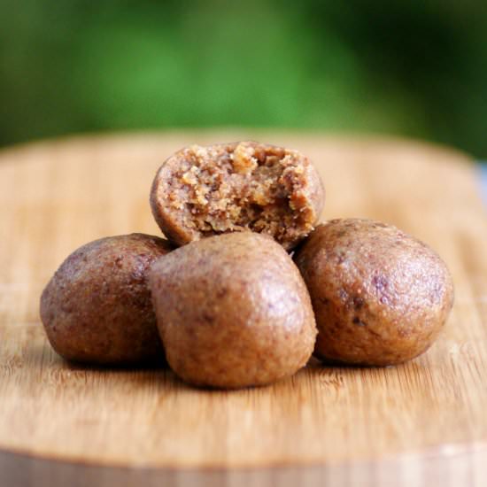 Vegan Pecan Pie Energy Bites