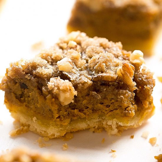 Pumpkin Pie Streusel Bars