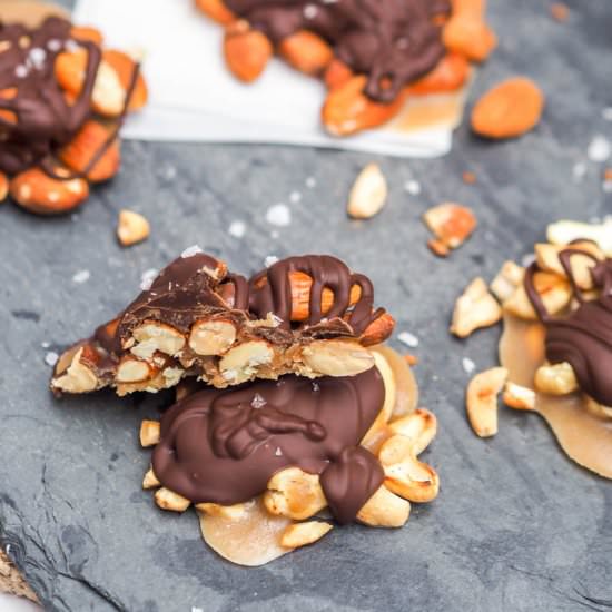 Vegan Caramel Turtles