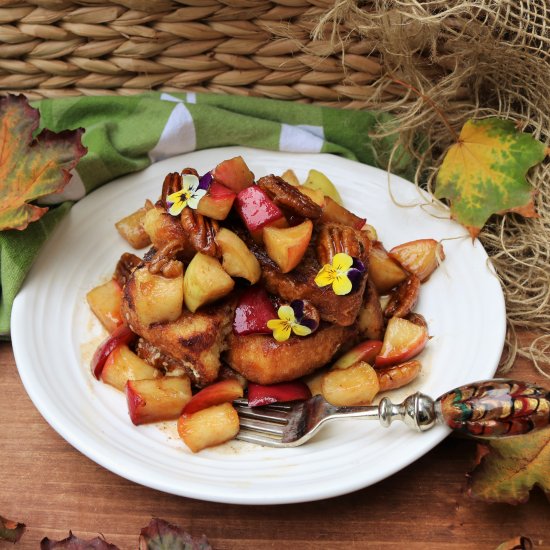 Spiced Maple Apple French Toasts