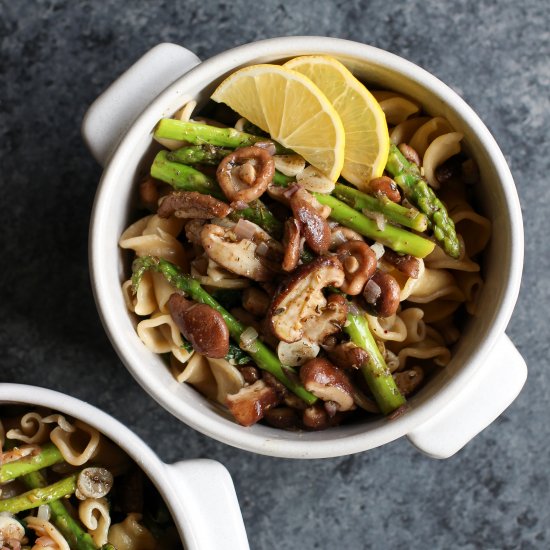 Za’atar Mushrooms and Asparagus Pasta