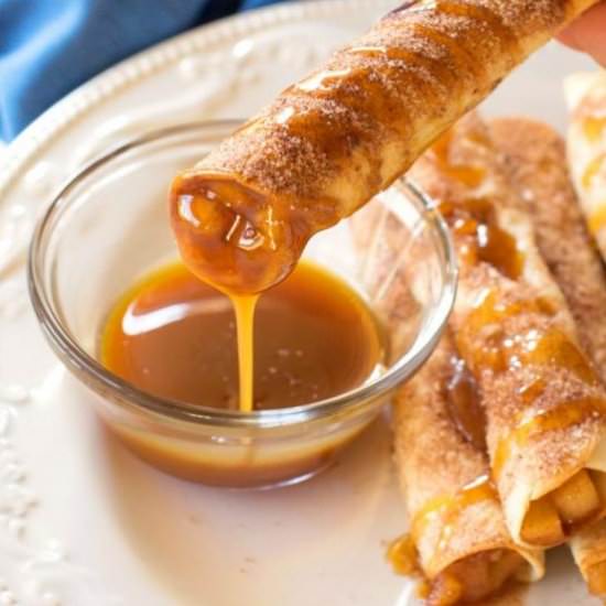 Creamy Caramel Apple Taquitos