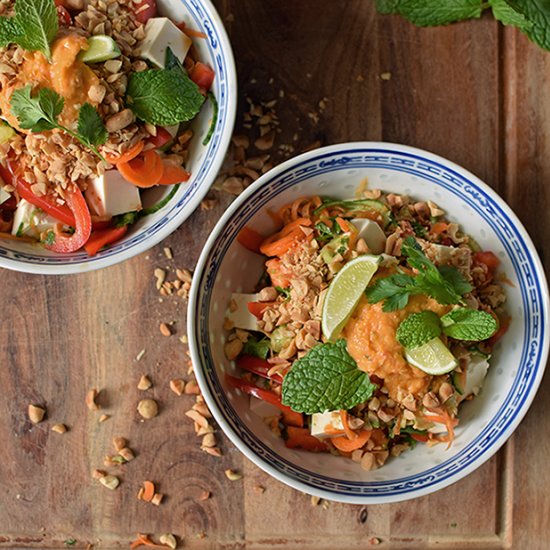 Pad Thai Salad (Vegetarian)