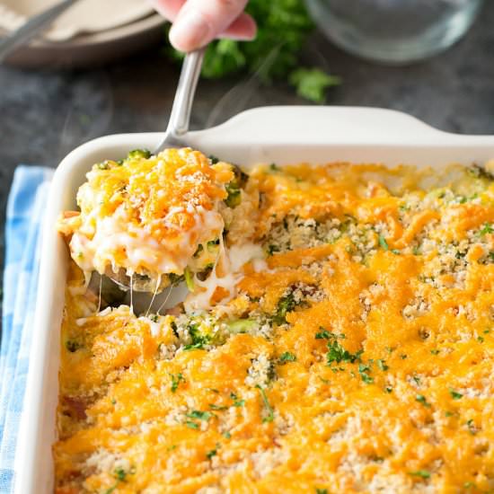 Cheesy Quinoa Broccoli Casserole