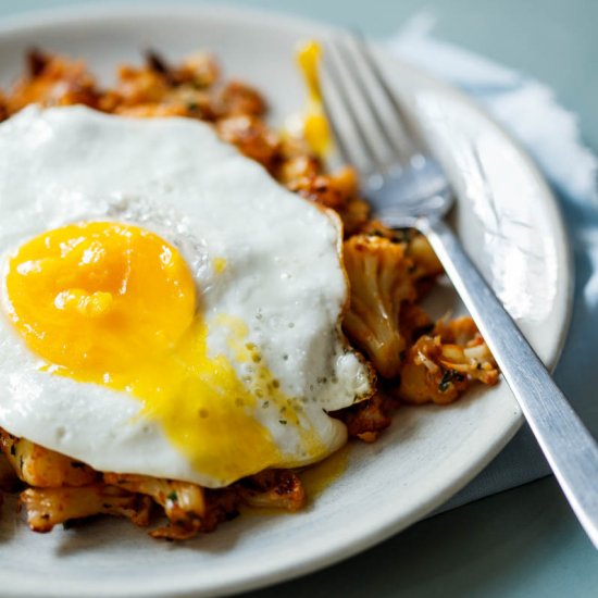 Cauliflower Hash With Eggs